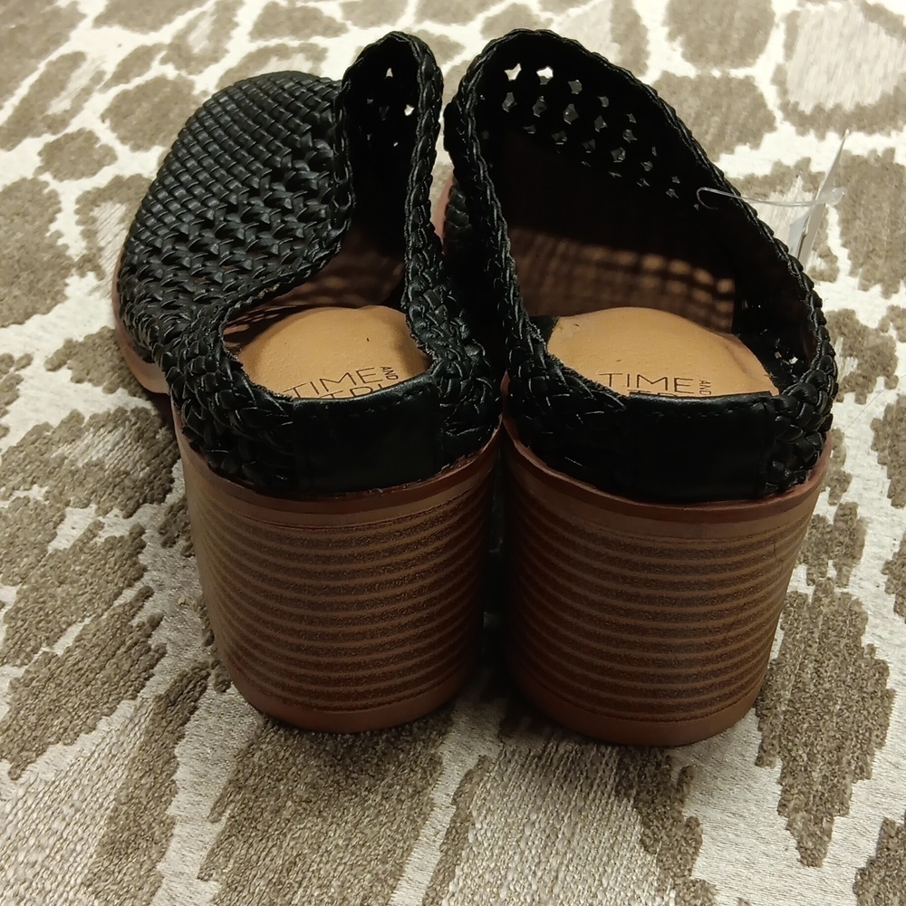 Black Time and Tru Women's Woven block Heeled Mule - Picture 3 of 4